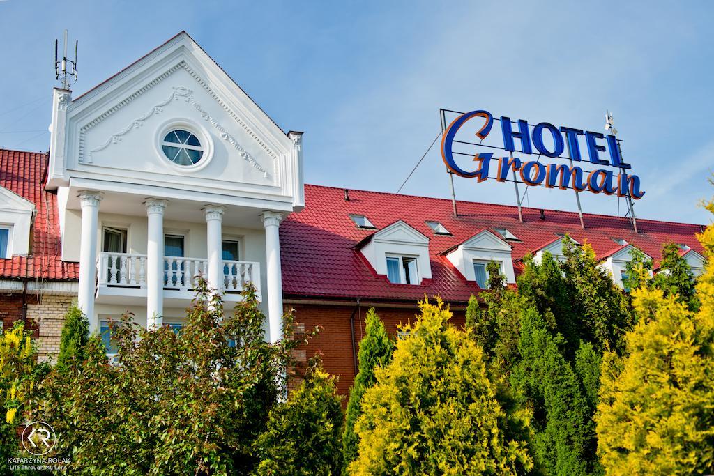 Hotel Groman Sekocin Exteriör bild