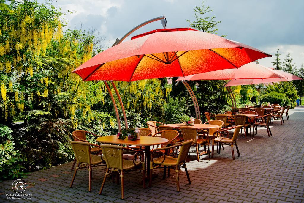 Hotel Groman Sekocin Exteriör bild